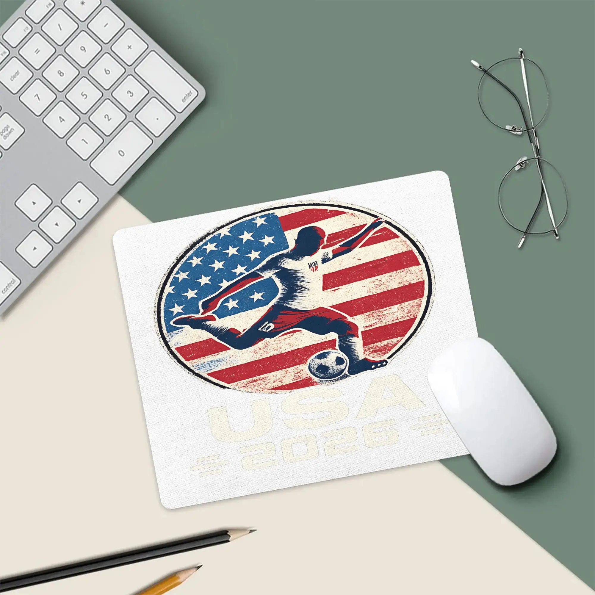 Cute Anime USA 2026 Football T - огляд і ціна Esports Gaming Logos